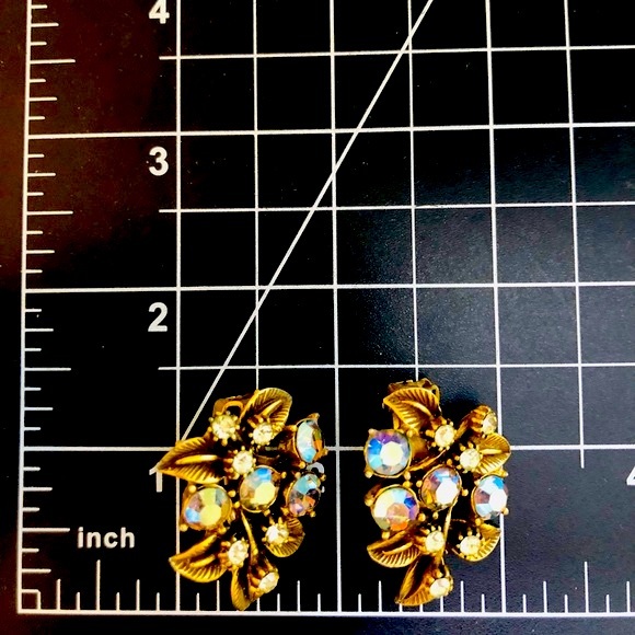 Vintage FLORENZA Rhinestone Earrings - Picture 3 of 7